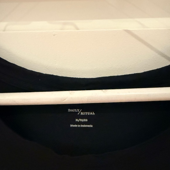 Set of Two Daily Ritual T-Shirts - Picture 3 of 4